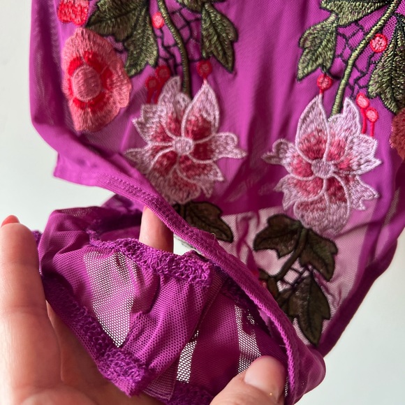 Revamped Embroidered Sheer Bodysuit S GUC - Picture 4 of 6